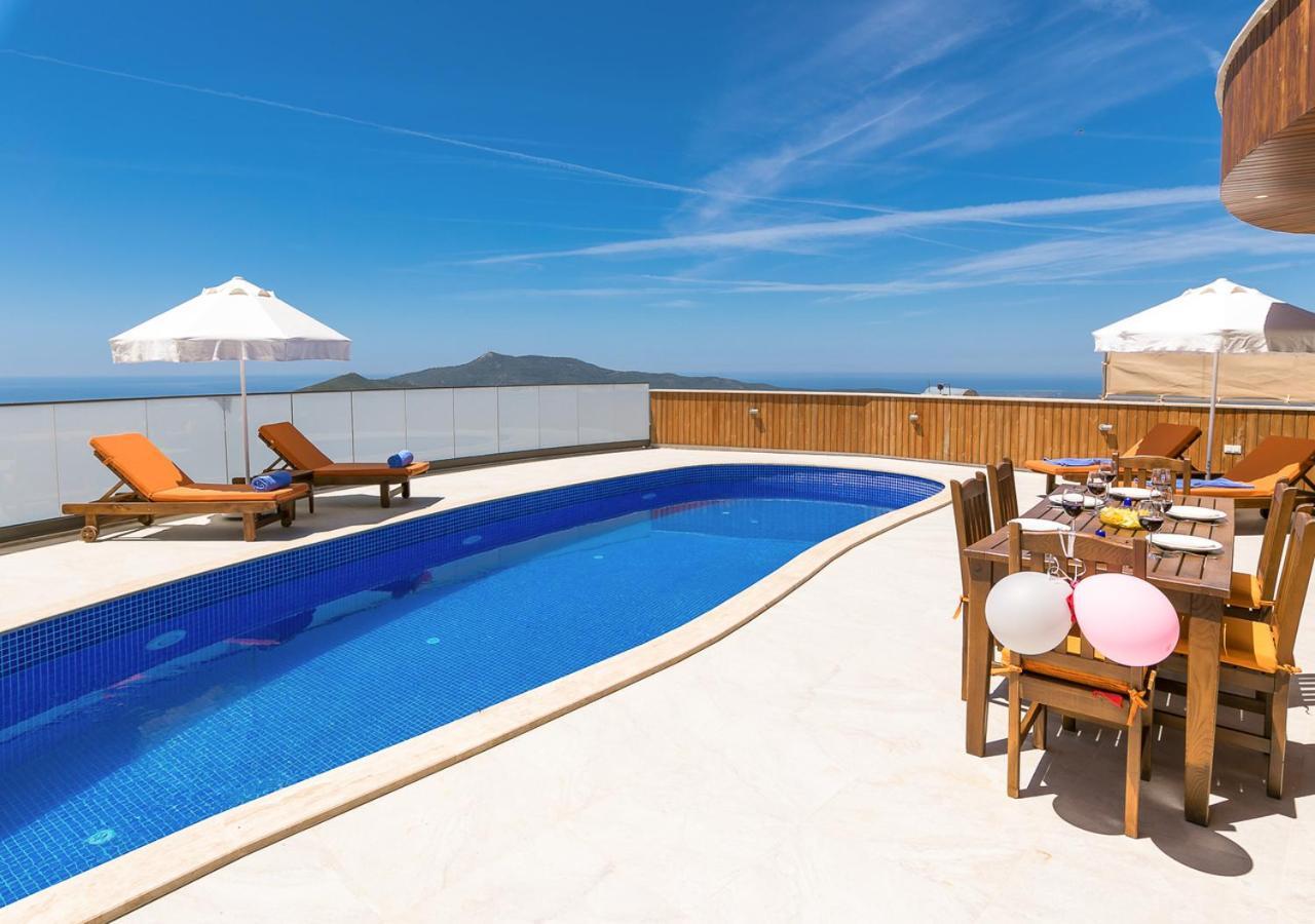 Villa 5 Sleeps 6 Isolated Pool See And Montain View-Villa Kartal Yuvasi Uzumlu  Dış mekan fotoğraf