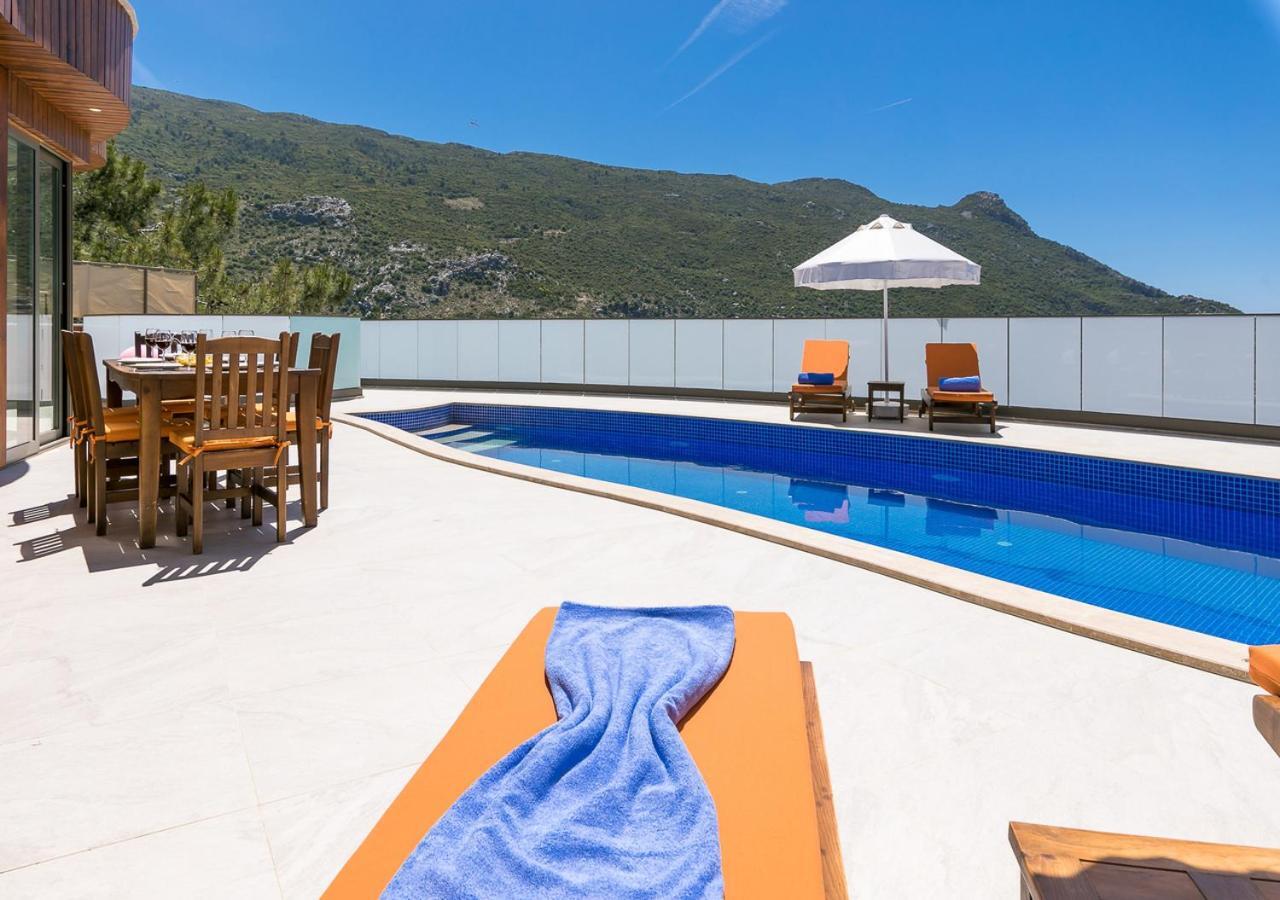 Villa 5 Sleeps 6 Isolated Pool See And Montain View-Villa Kartal Yuvasi Uzumlu  Dış mekan fotoğraf