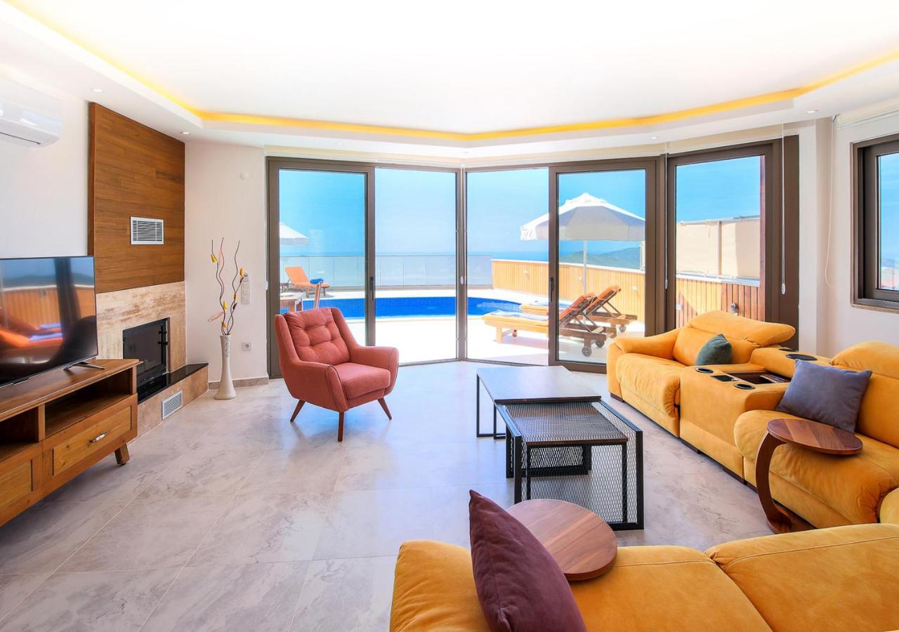 Villa 5 Sleeps 6 Isolated Pool See And Montain View-Villa Kartal Yuvasi Uzumlu  Dış mekan fotoğraf